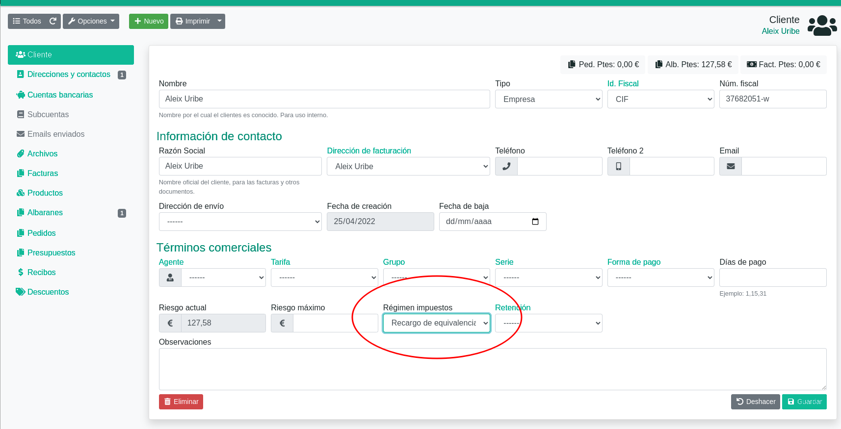 Com configurar impostos i recàrrec d'equivalència